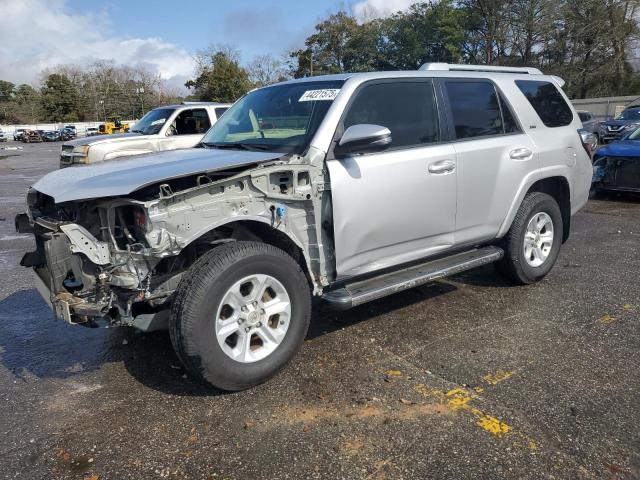 2017 TOYOTA 4RUNNER SR - JTEZU5JR8H5157601