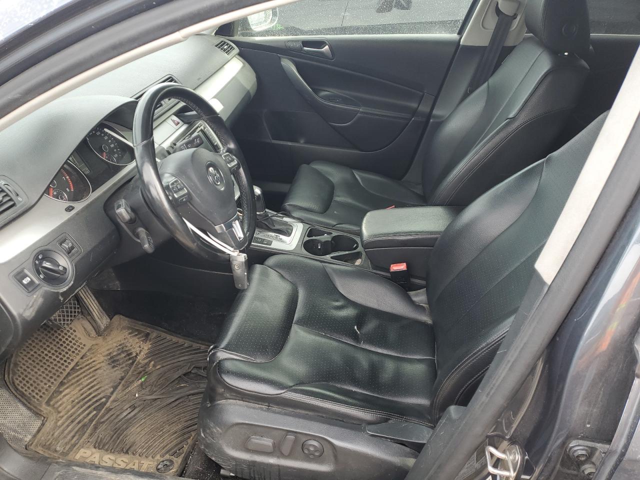 VOLKSWAGEN PASSAT KOMFORT