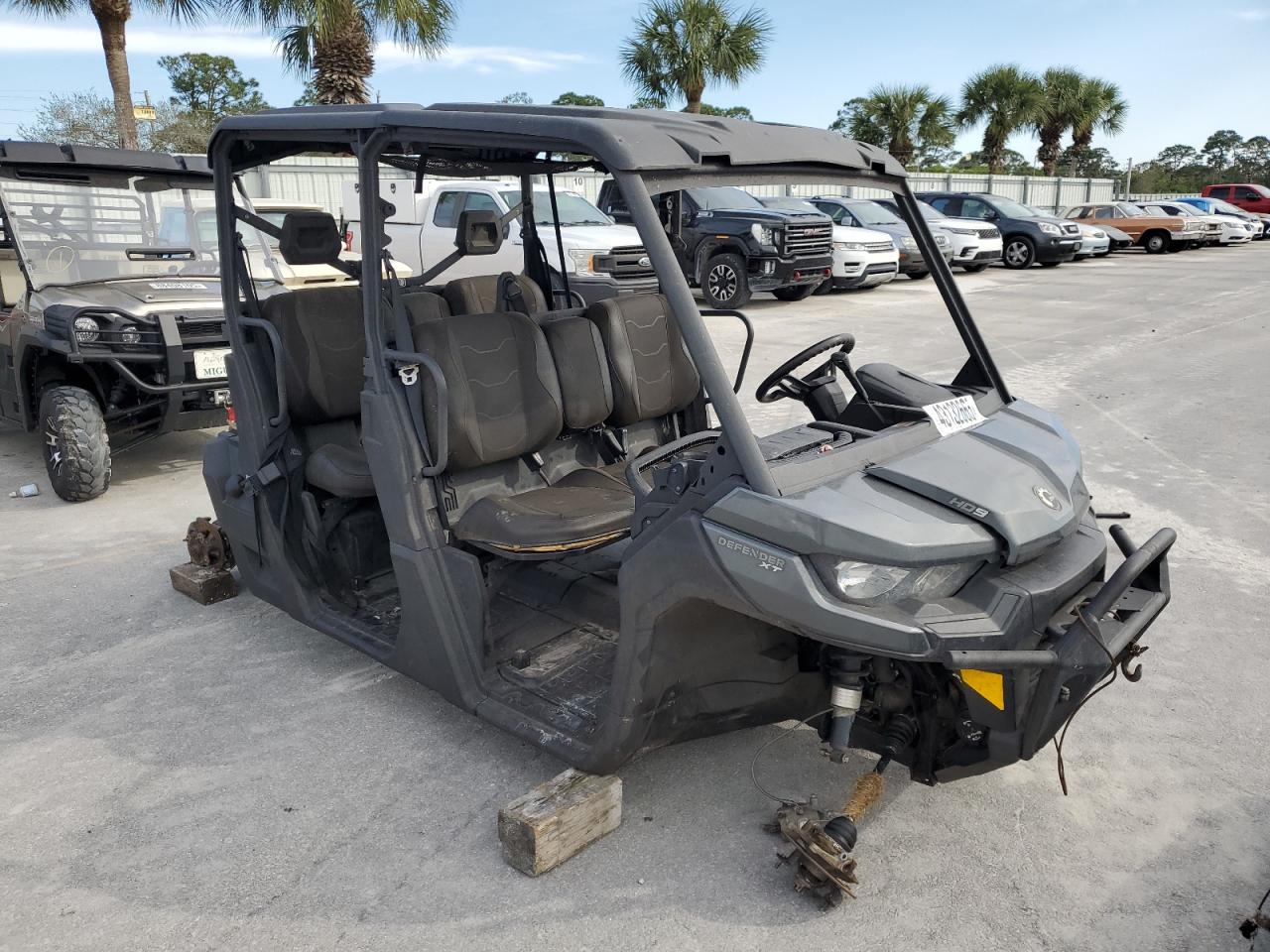3JBUCAP4XPK001797 BRP CAN AM 2023