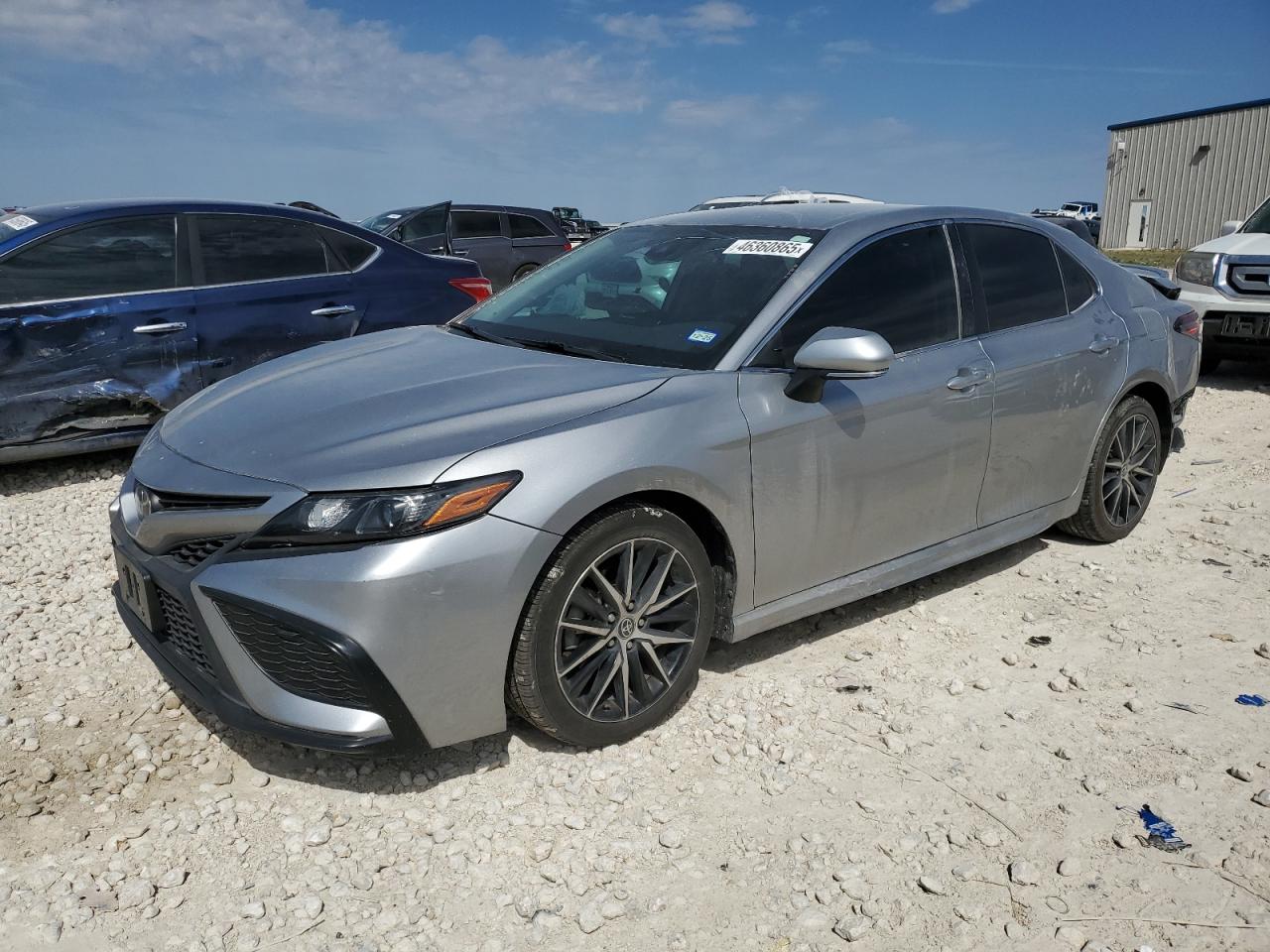 TOYOTA CAMRY SE