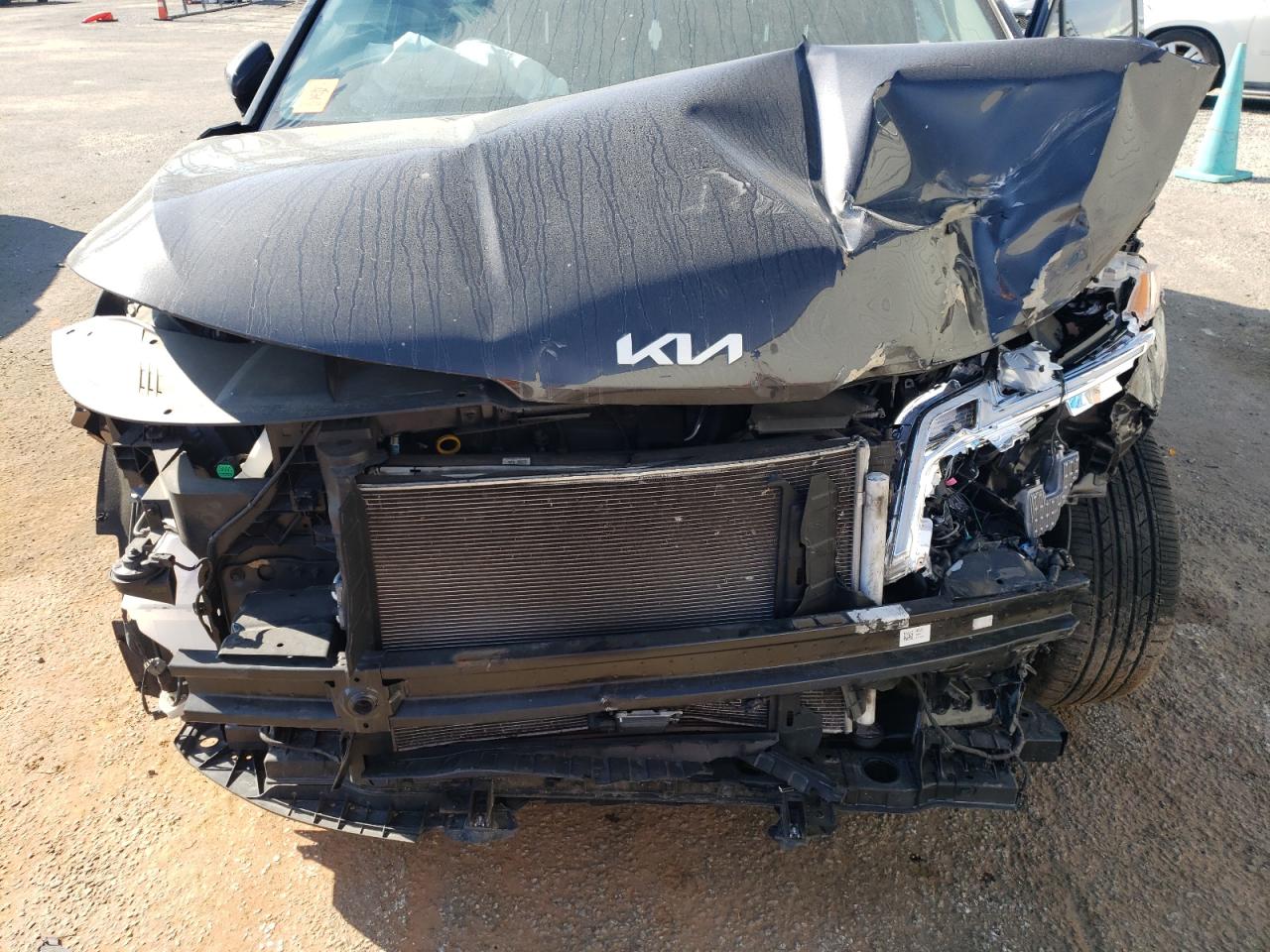 KIA CARNIVAL SX PRESTIGE