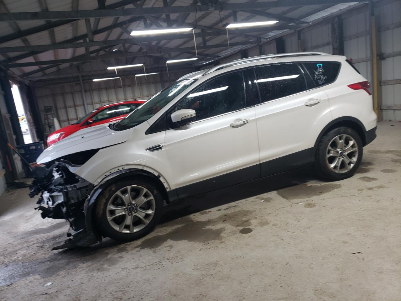 FORD ESCAPE TITANIUM