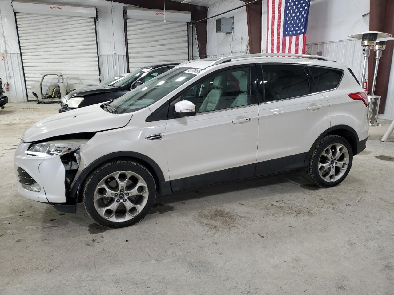 FORD ESCAPE TITANIUM