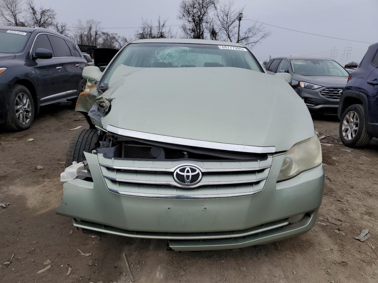 Lot #3310602281 2006 TOYOTA AVALON XL