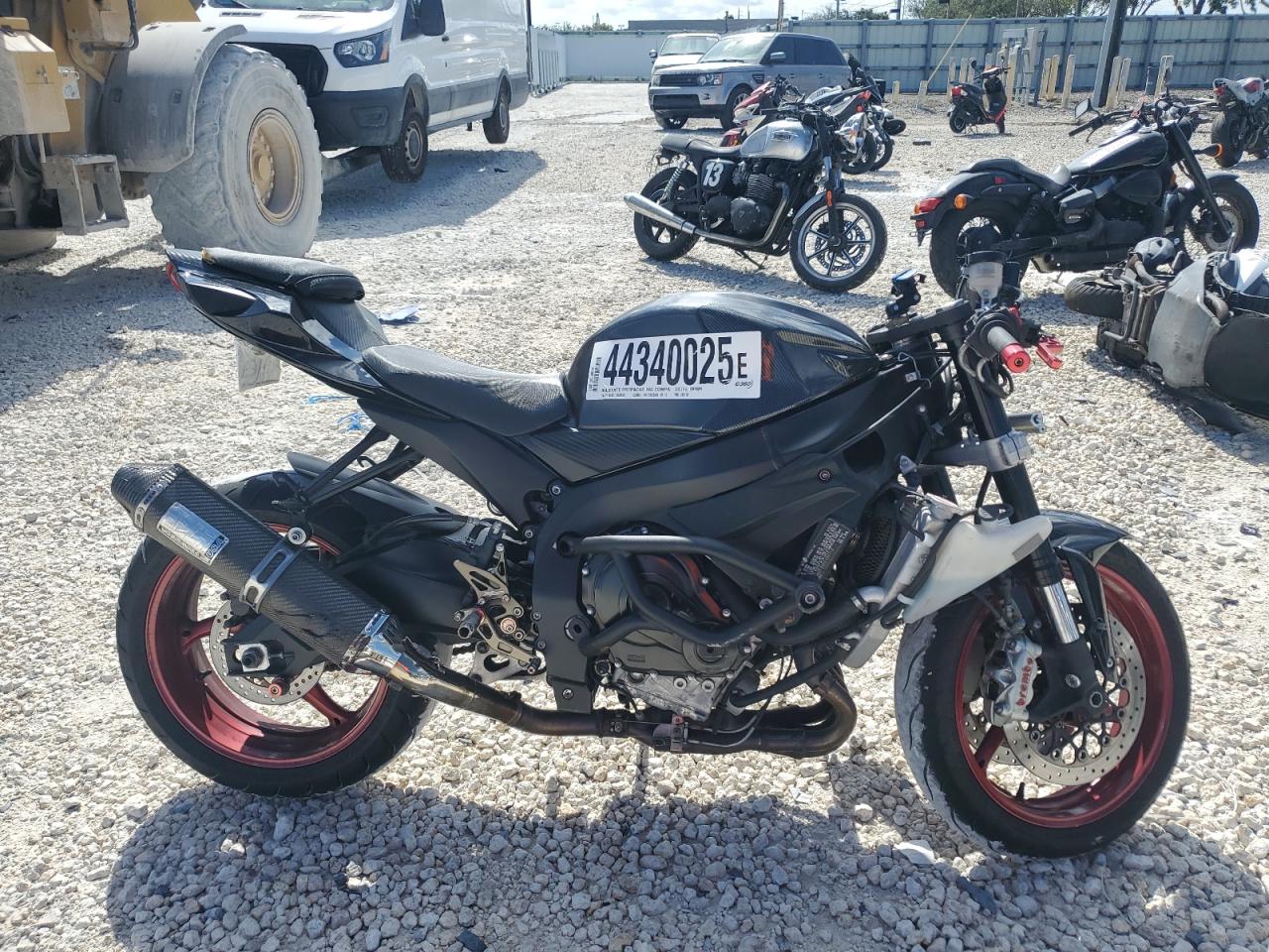 JS1GN7FA4H2100718 SUZUKI GSX-R600 2017