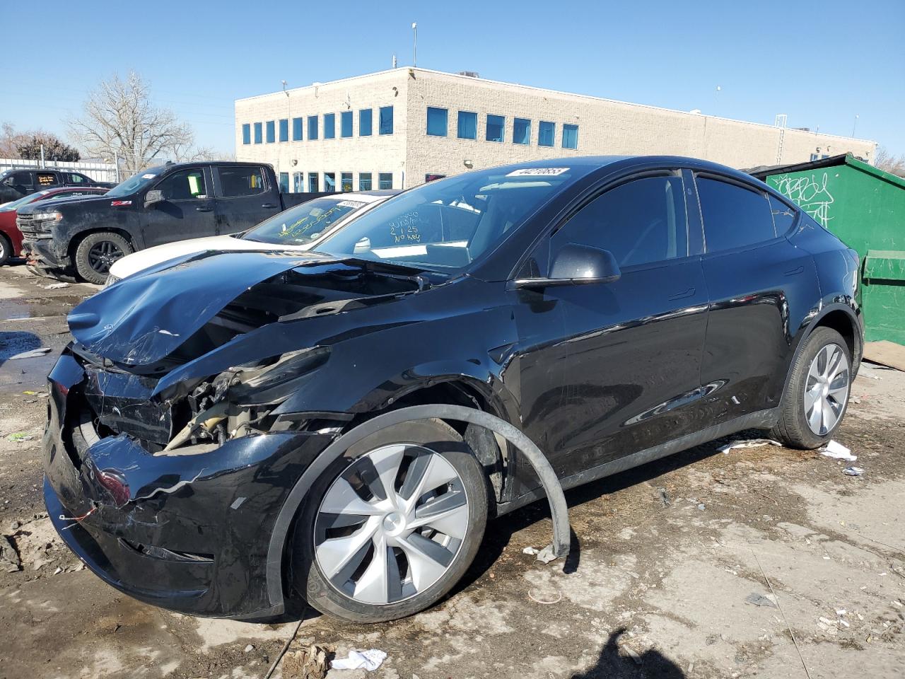 TESLA MODEL Y