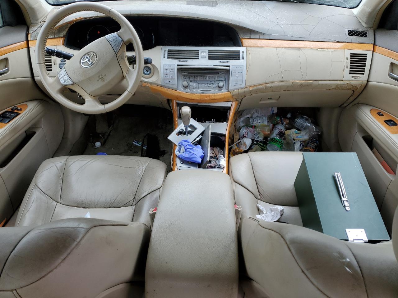 Lot #3310602281 2006 TOYOTA AVALON XL