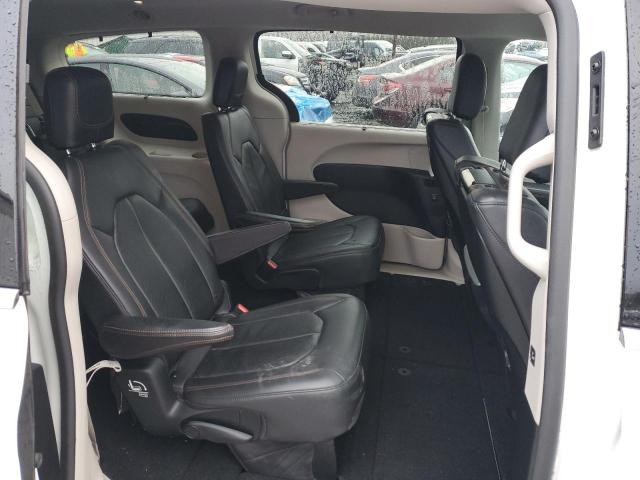 2017 CHRYSLER PACIFICA T - 2C4RC1EG4HR516244