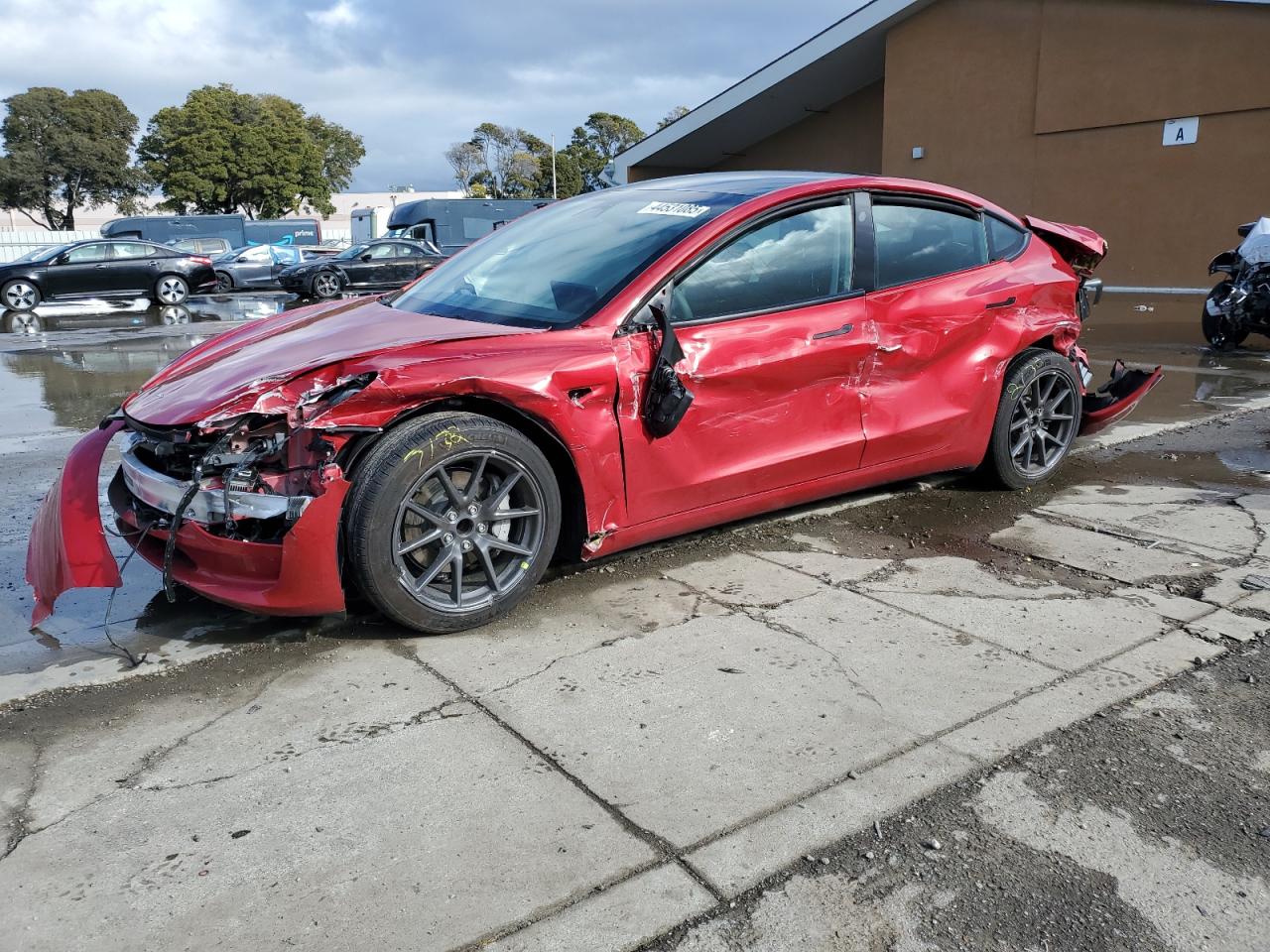 5YJ3E1EA1PF478641 TESLA MODEL 3 2023