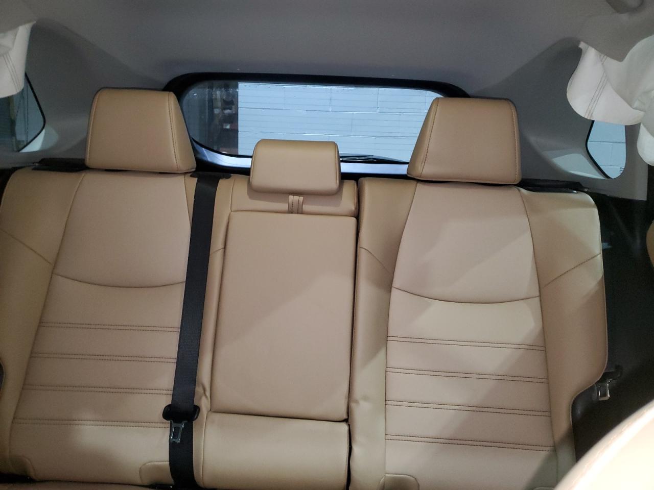 TOYOTA RAV4 XLE PREMIUM