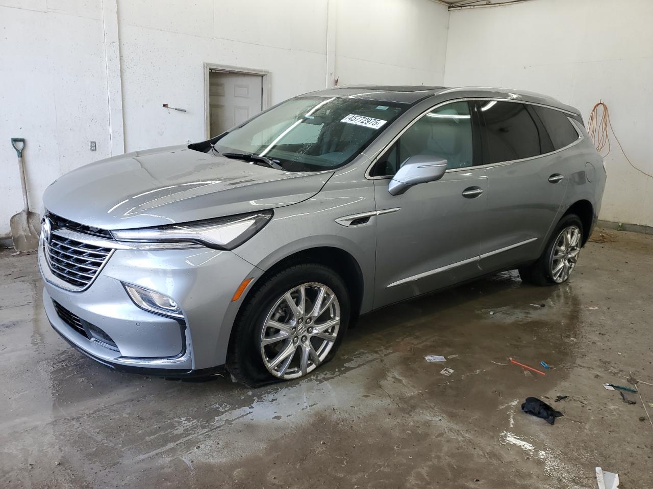BUICK ENCLAVE ESSENCE