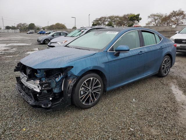 TOYOTA CAMRY XSE