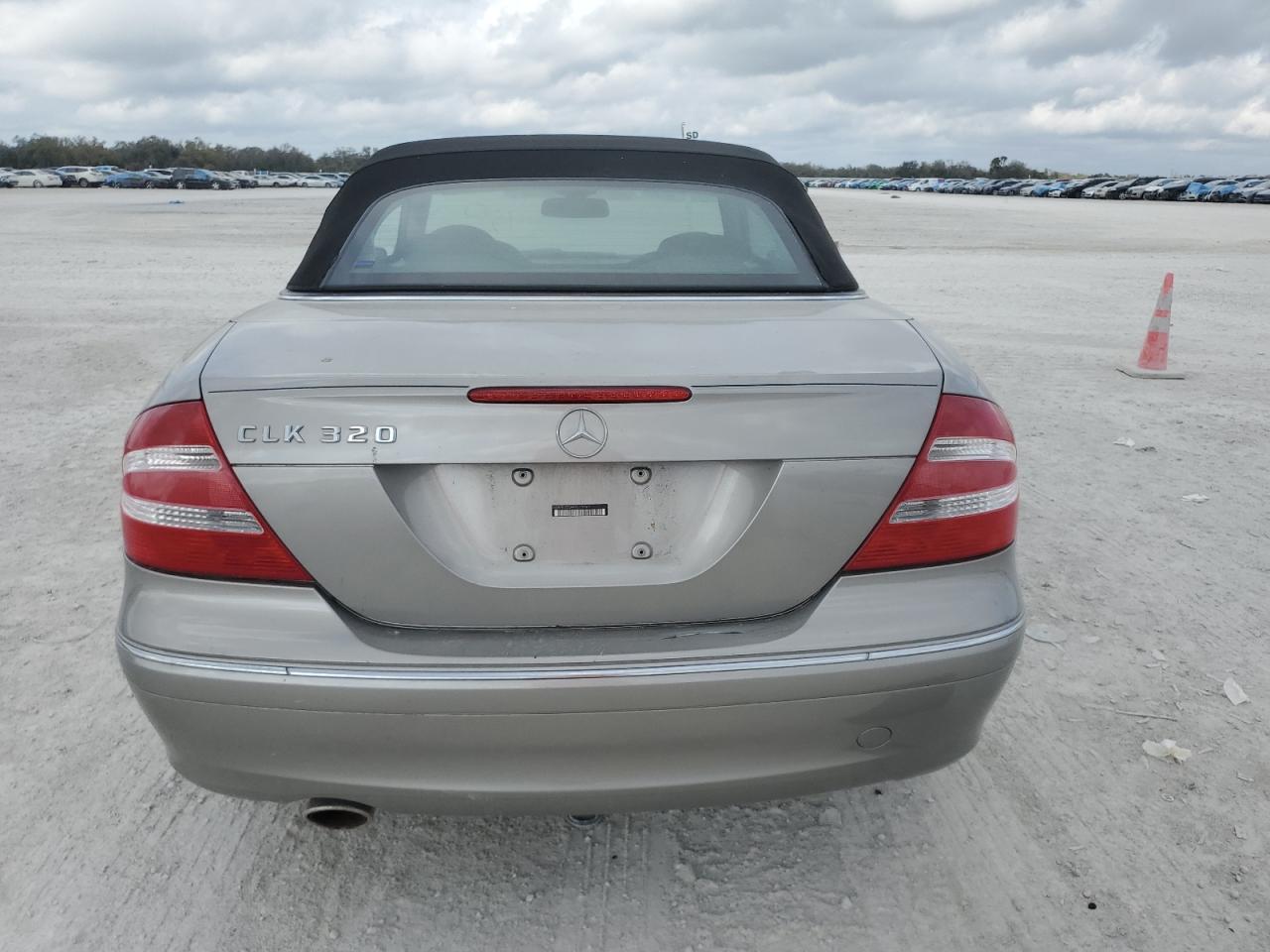 Lot #3297987058 2004 MERCEDES-BENZ CLK 320