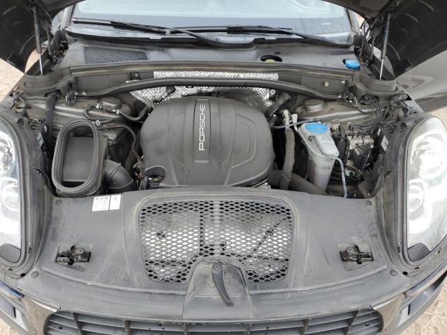 2018 PORSCHE MACAN WP1AA2A55JLB14095