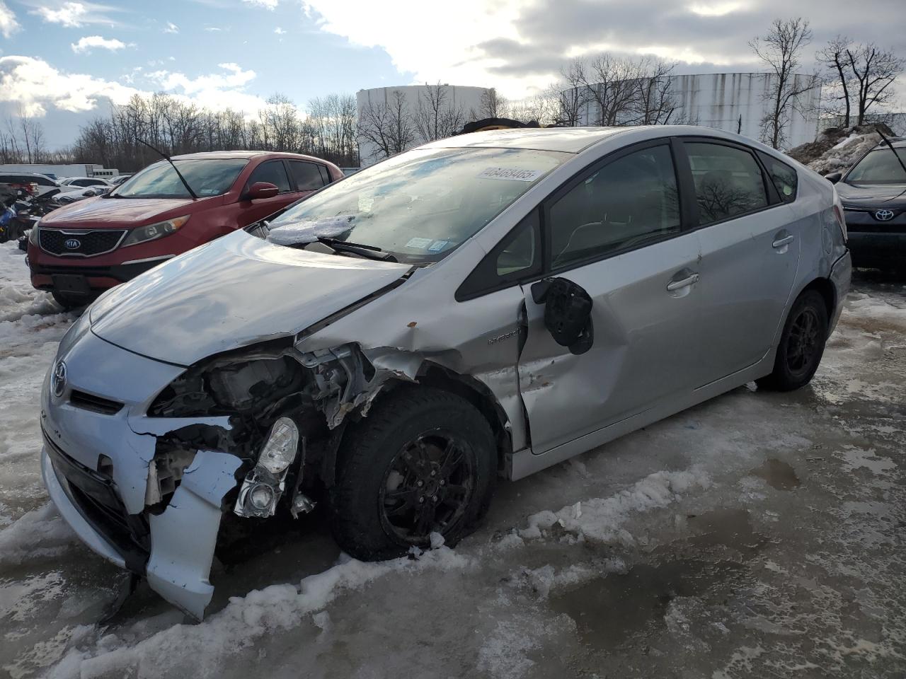  Salvage Toyota Prius
