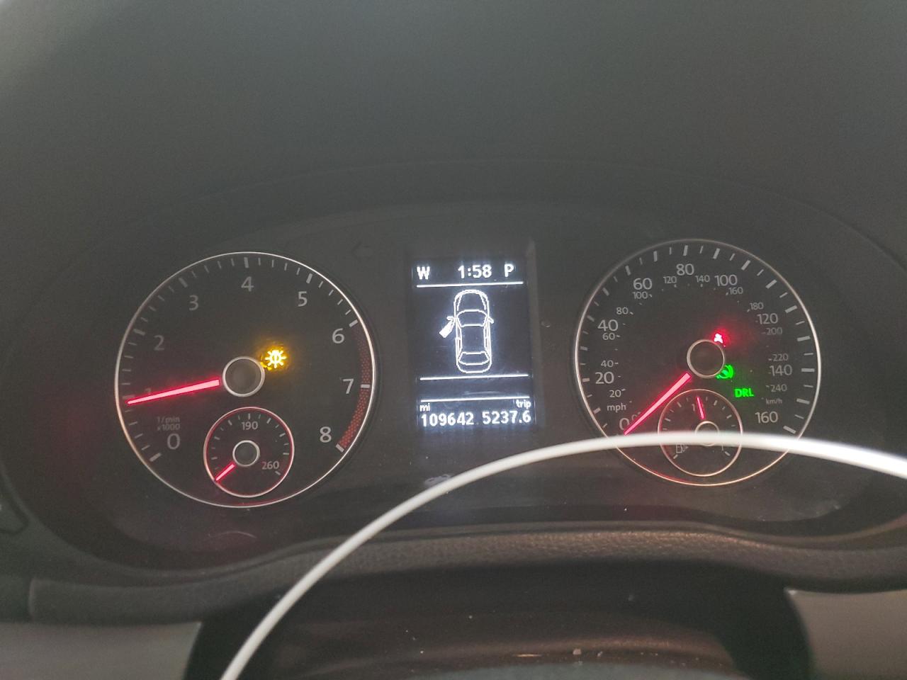 VOLKSWAGEN PASSAT SE