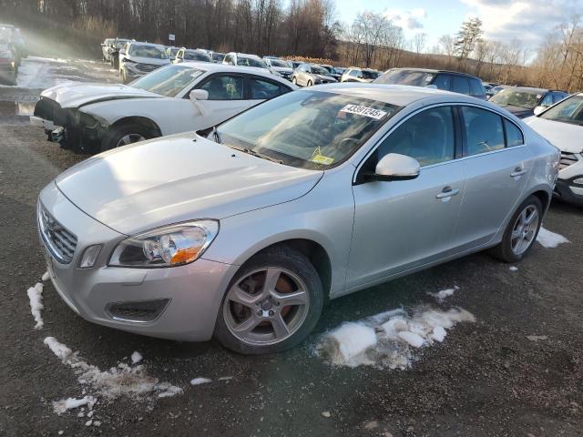 VOLVO S60 T5