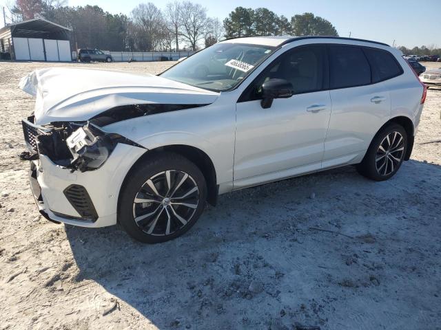 VOLVO XC60 PLUS