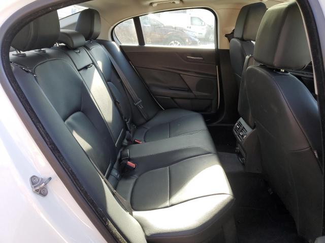 2017 JAGUAR XE PREMIUM SAJAD4BGXHA954787