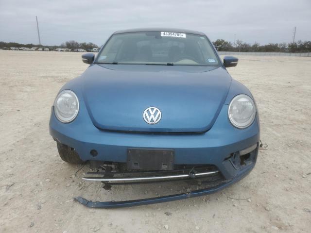 2018 VOLKSWAGEN BEETLE SE 3VWJD7AT4JM701629