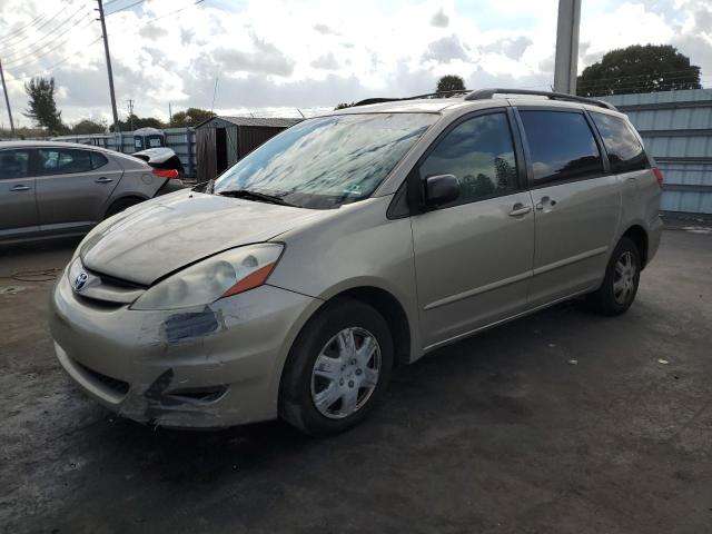 TOYOTA SIENNA CE