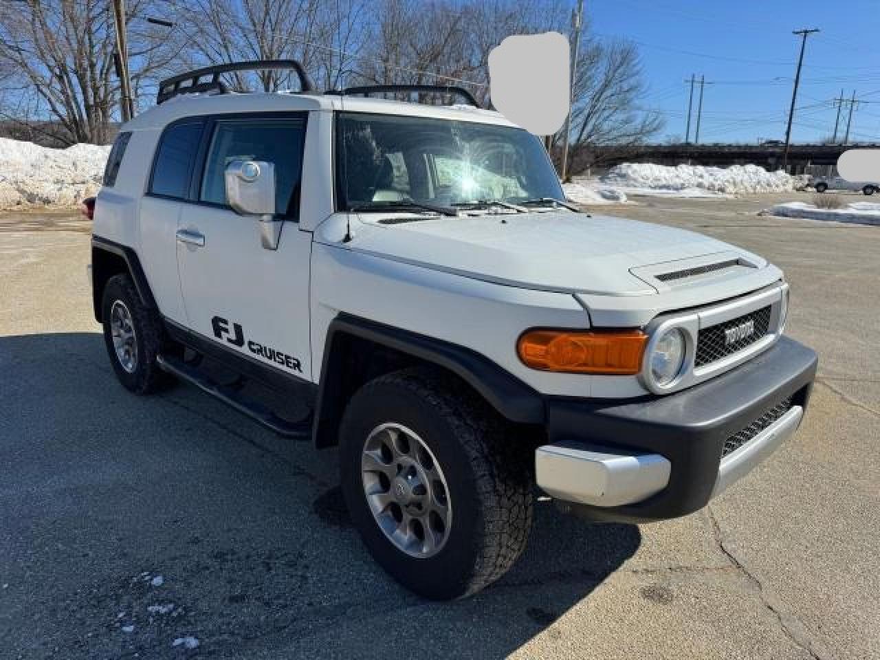  Salvage Toyota FJ Cruiser