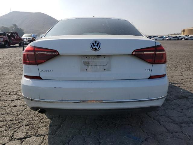 2018 VOLKSWAGEN PASSAT S - 1VWAA7A33JC043666