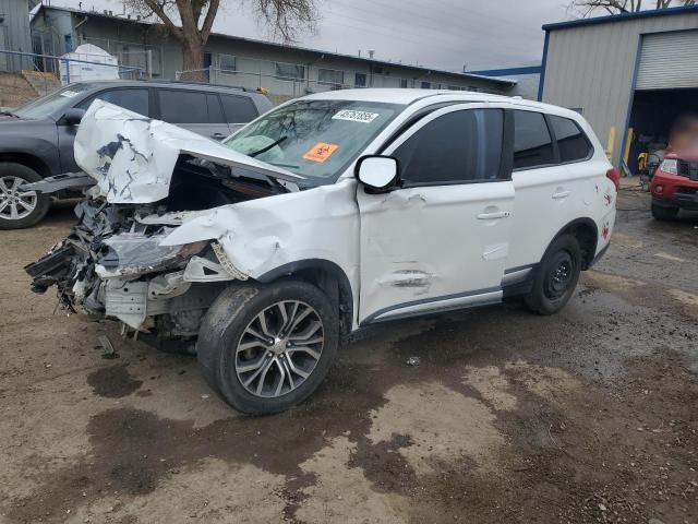 MITSUBISHI OUTLANDER SE