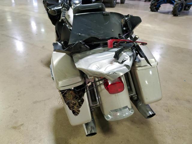 2018 HARLEY-DAVIDSON FLTRU 1HD1KGD18JB634512