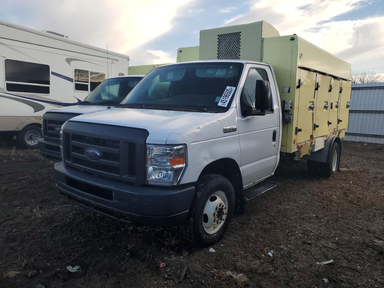 FORD ECONOLINE E450 SUPER DUTY CUTAWAY VAN