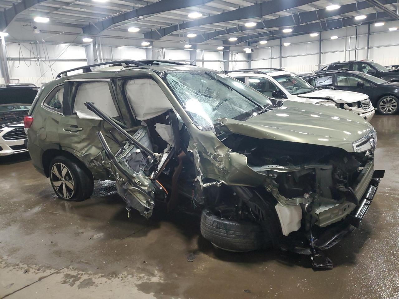 SUBARU FORESTER TOURING