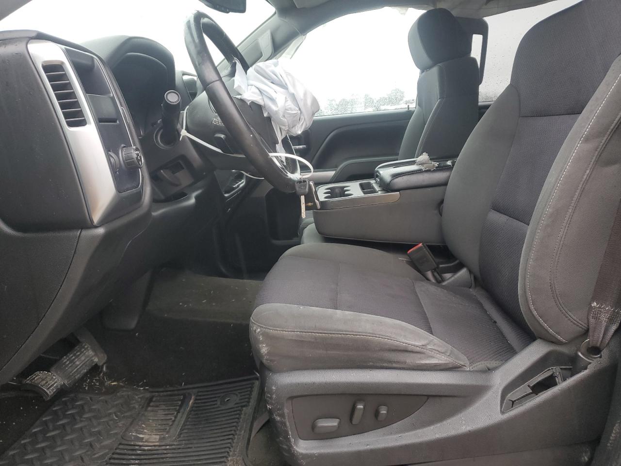 CHEVROLET SILVERADO C1500 LT