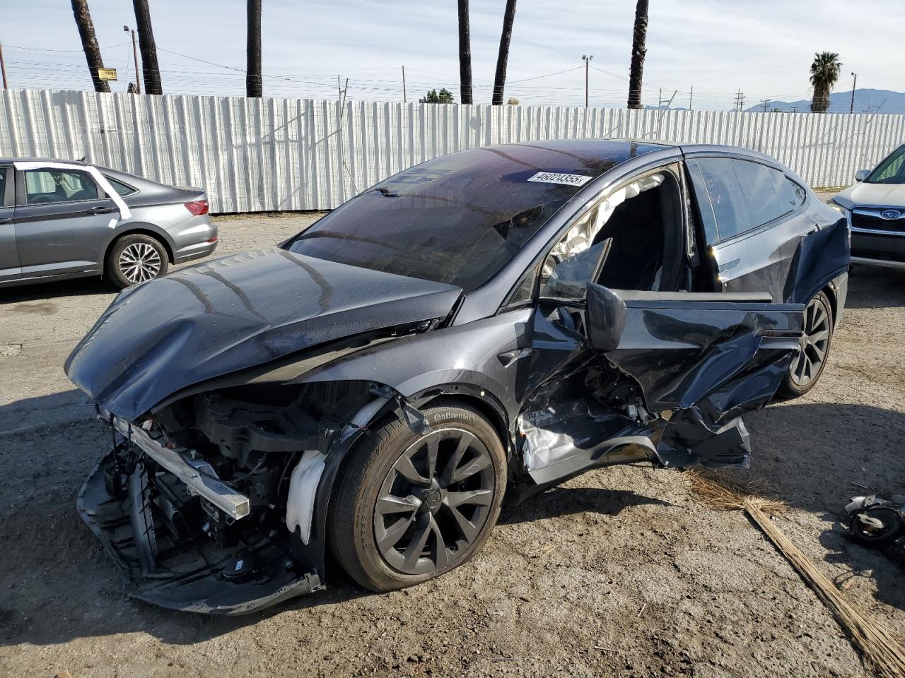 TESLA MODEL X