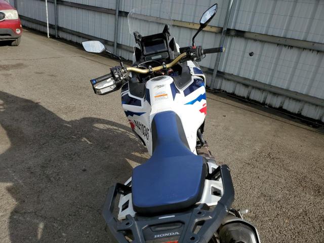 2024 HONDA CRF1100 D4 JH2SD15E0RK000841