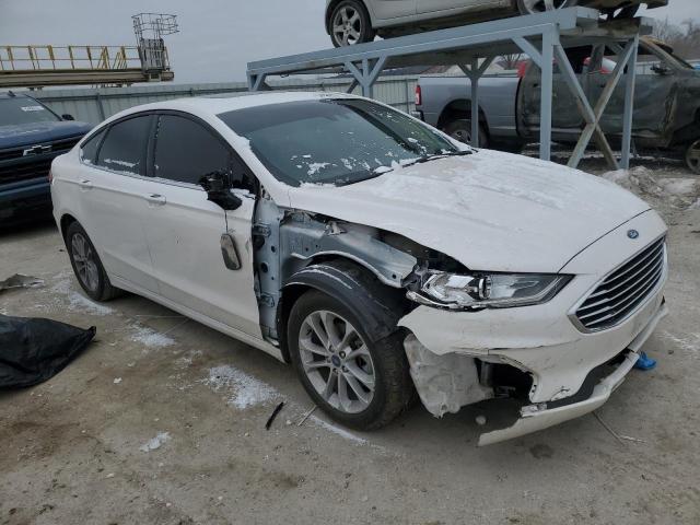 Vin: 3fa6p0hd0lr228586, lot: 45298455, ford fusion se 20204