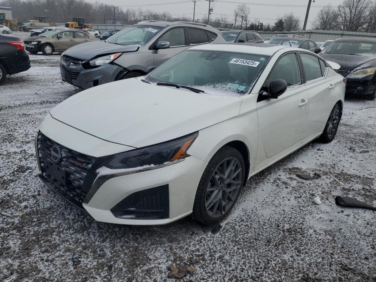 NISSAN ALTIMA SR