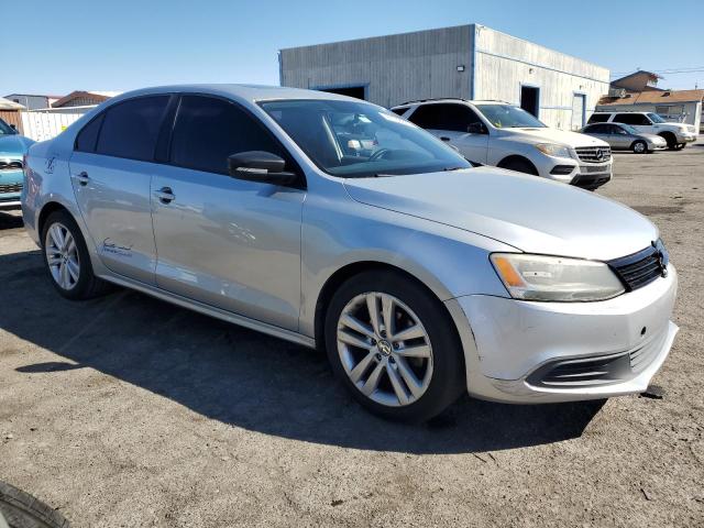 Vin: 3vw2k7aj1dm427545, lot: 47139915, volkswagen jetta base 20134