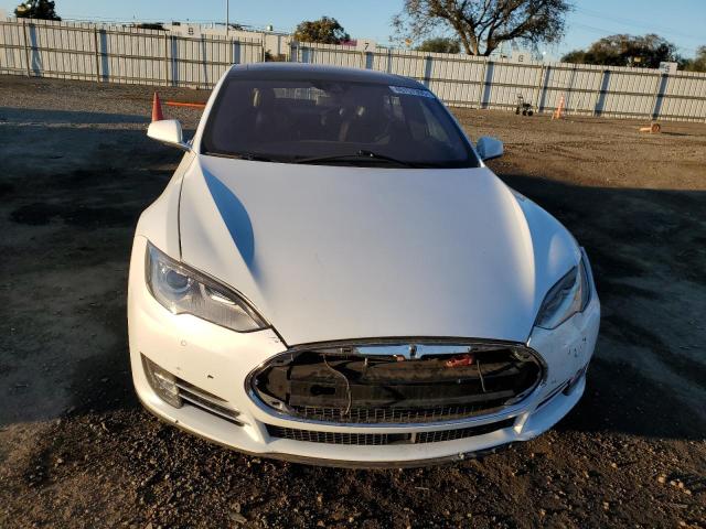 2015 TESLA MODEL S P8 5YJSA4H46FF096747