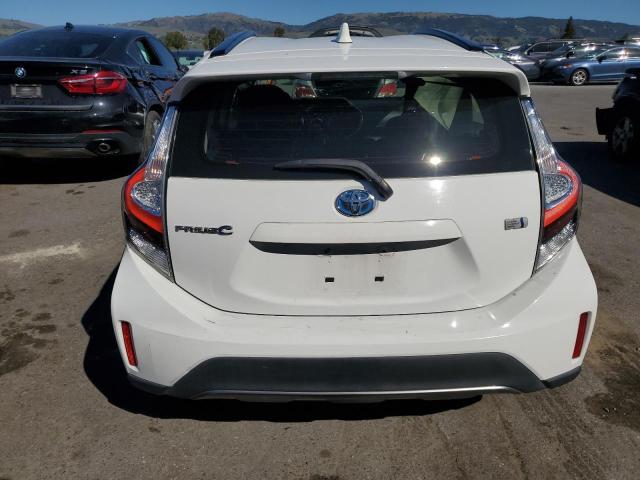 2018 TOYOTA PRIUS C JTDKDTB32J1617336