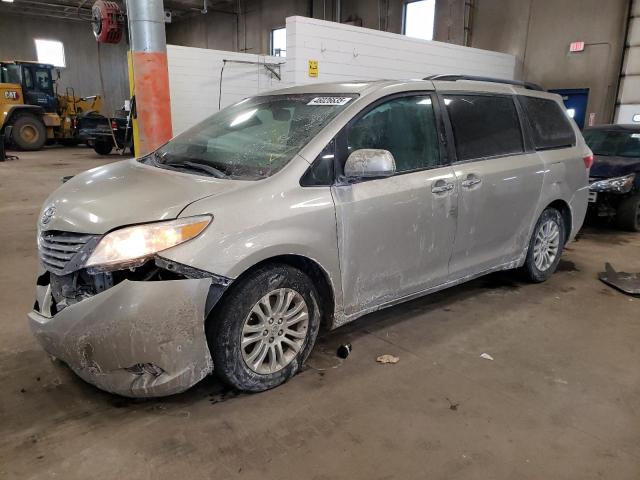 TOYOTA SIENNA XLE