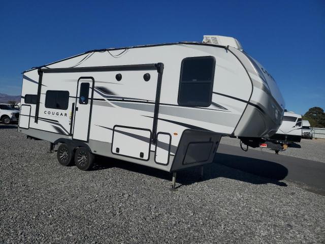 KYRV COUGAR 2023 white   4YDFCGL22PR506472 photo #1
