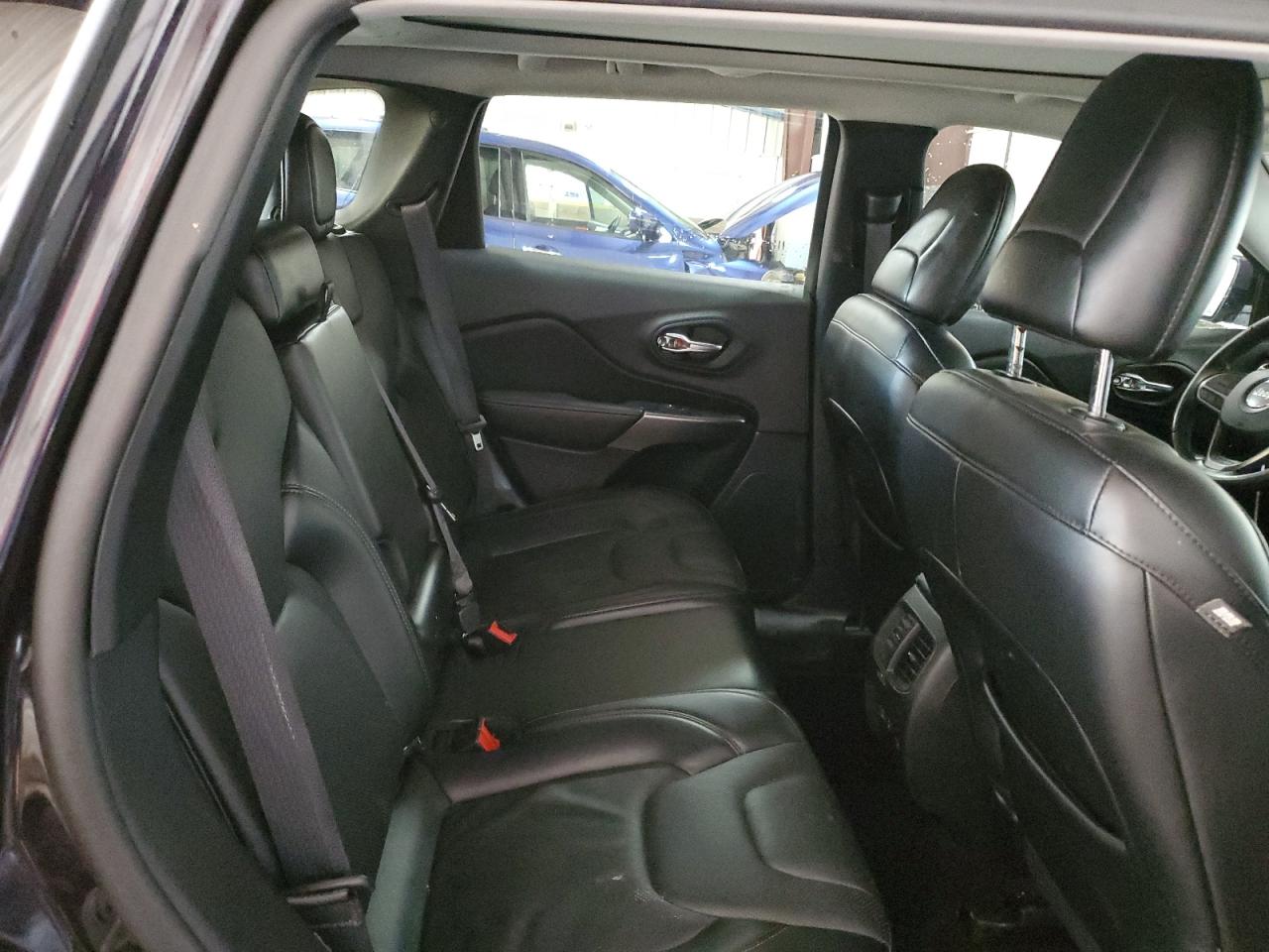 JEEP GRAND CHEROKEE LATITUDE LUX