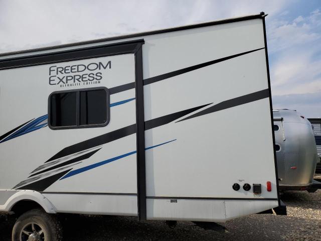 WILDWOOD FREEDOM 2022 white   5ZT2FEUB5NW025155 photo #4