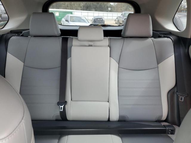 2022 TOYOTA RAV4 XLE P JTMB6RFV4ND058000