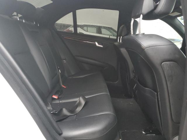 2014 MERCEDES-BENZ C 250 - WDDGF4HB2EA935084