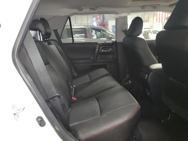 2024 TOYOTA 4RUNNER SR JTERU5JR4R6296264