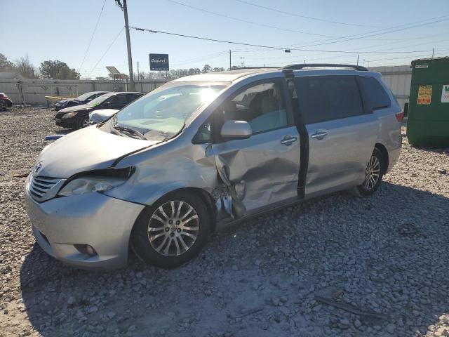 2015 TOYOTA SIENNA XLE - 5TDYK3DC9FS532226