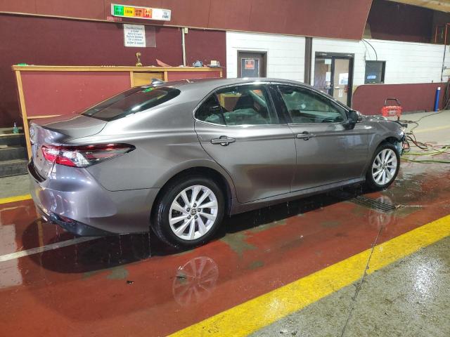 Vin: 4t1c11bk7nu059430, lot: 46361945, toyota camry le 20223