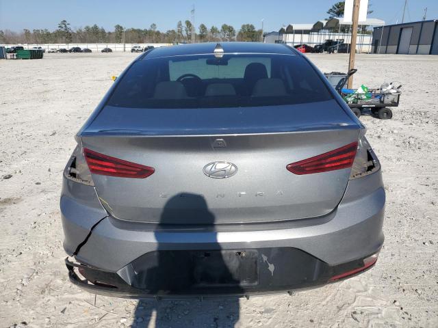 2019 HYUNDAI ELANTRA SE - KMHD84LF3KU737458