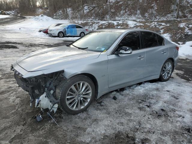 INFINITI Q50 LUXE